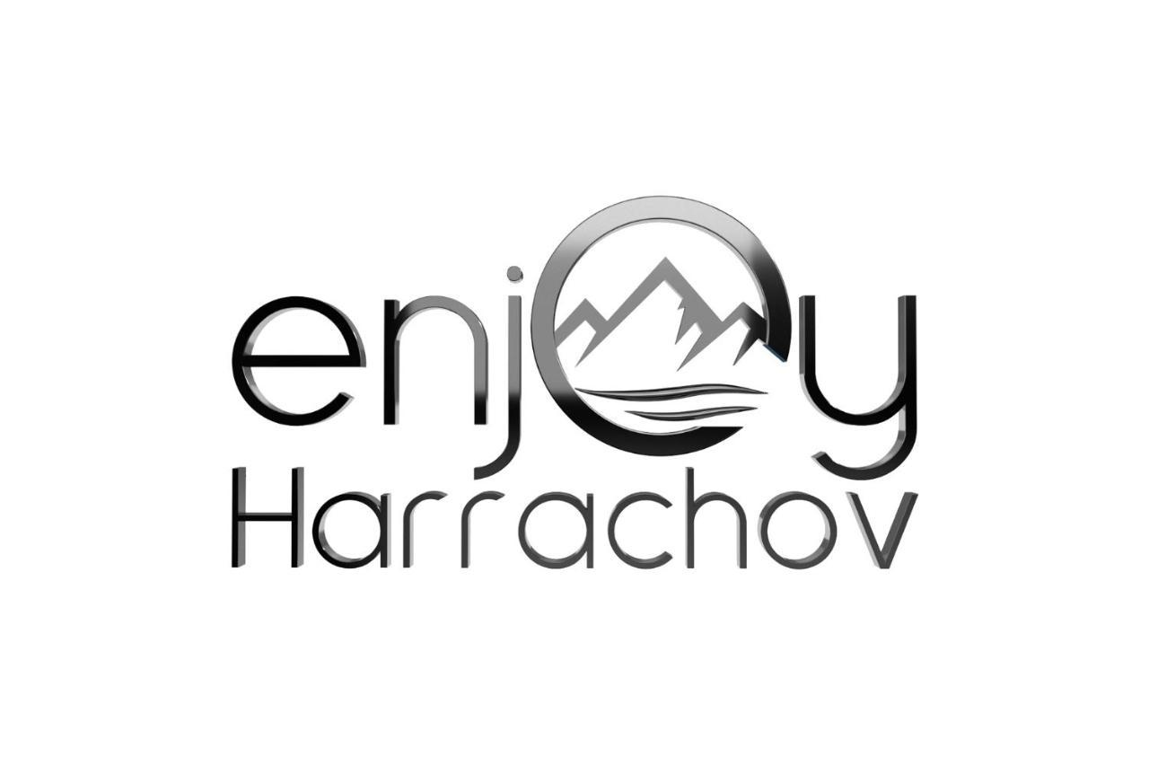 Enjoyharrachov - Atraktivni Slunne Studio Certovka V Centru Harrachova S Garazovym Parkovanim, Wifi-Wlan, Sat, Herni Konzoli, Netflix Zdarma A Nejkrasnejsim Vyhledem Na Certovu Horu S Arealem Skokanskych Mustku A Sjezdovku Kültér fotó