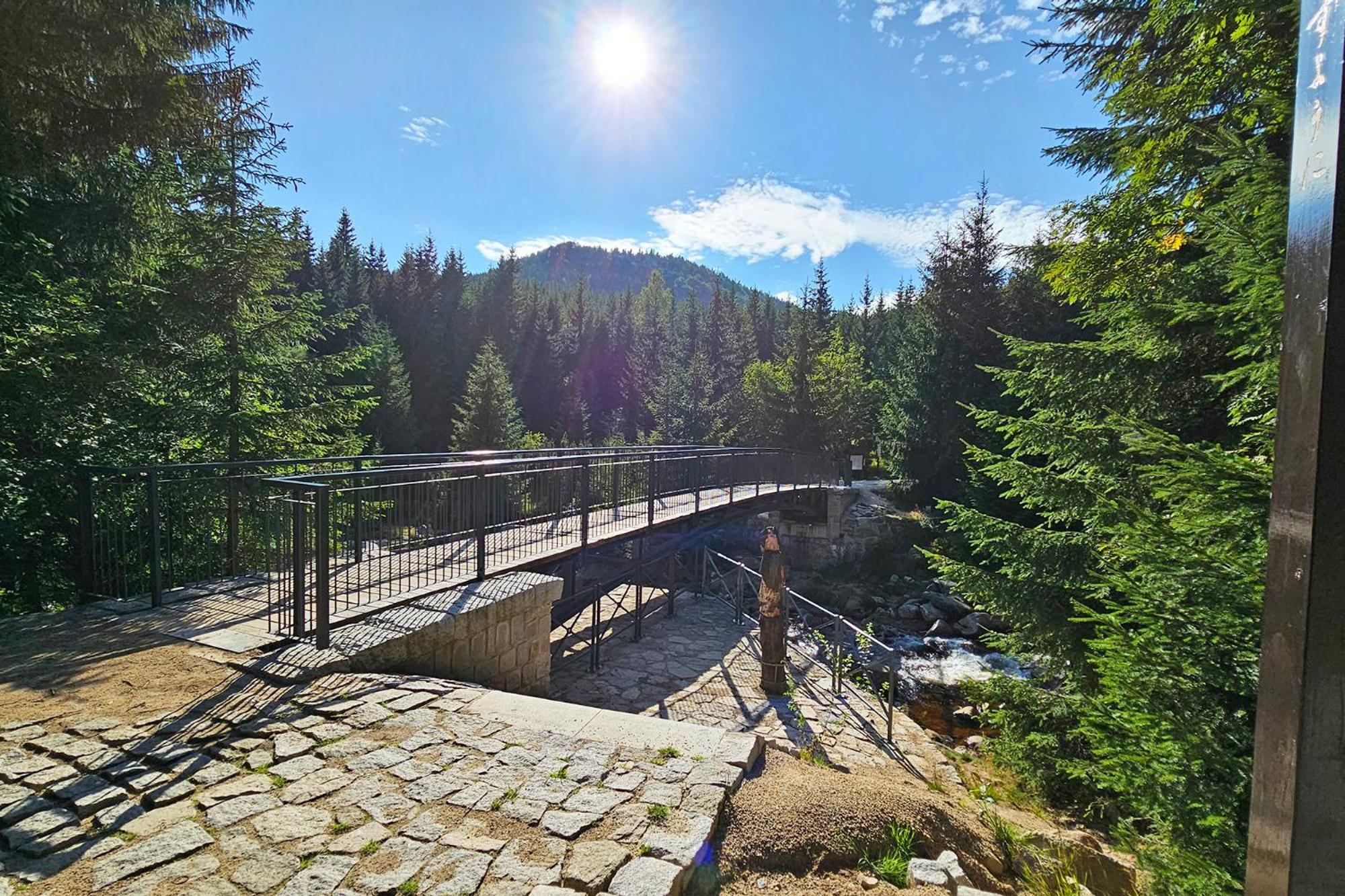 Enjoyharrachov - Atraktivni Slunne Studio Certovka V Centru Harrachova S Garazovym Parkovanim, Wifi-Wlan, Sat, Herni Konzoli, Netflix Zdarma A Nejkrasnejsim Vyhledem Na Certovu Horu S Arealem Skokanskych Mustku A Sjezdovku Kültér fotó