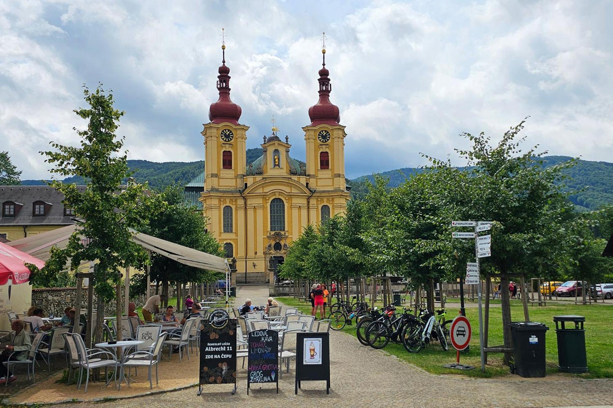 Enjoyharrachov - Atraktivni Slunne Studio Certovka V Centru Harrachova S Garazovym Parkovanim, Wifi-Wlan, Sat, Herni Konzoli, Netflix Zdarma A Nejkrasnejsim Vyhledem Na Certovu Horu S Arealem Skokanskych Mustku A Sjezdovku Kültér fotó